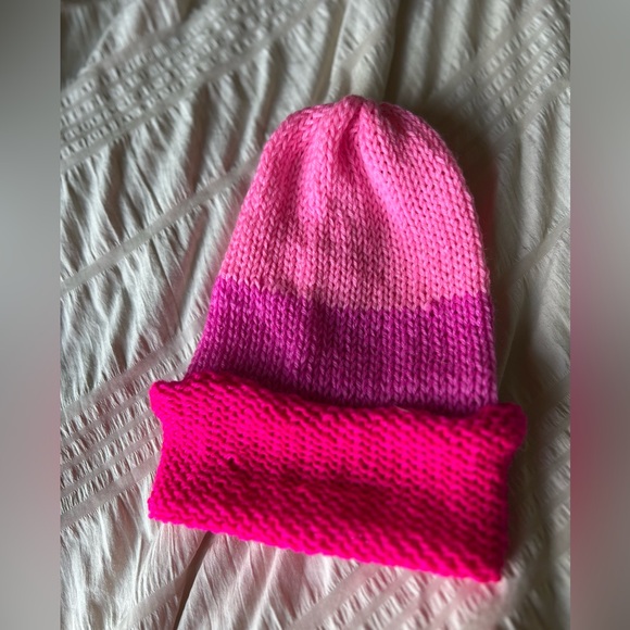 Adult size hats - Picture 6 of 6